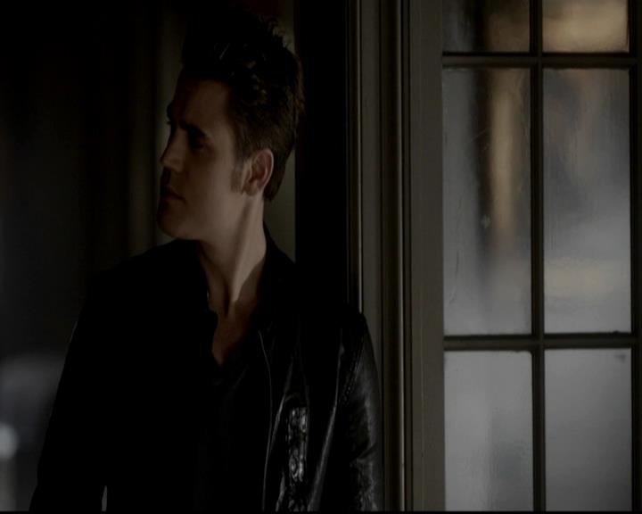 VampireDiariesWorld-dot-org_4x09OComeAllYeFaithful0127.jpg
