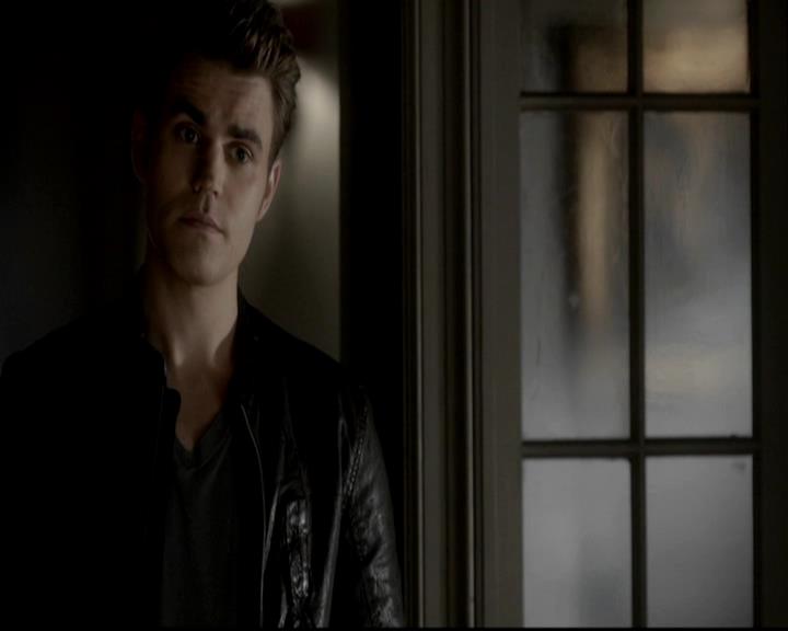 VampireDiariesWorld-dot-org_4x09OComeAllYeFaithful0149.jpg