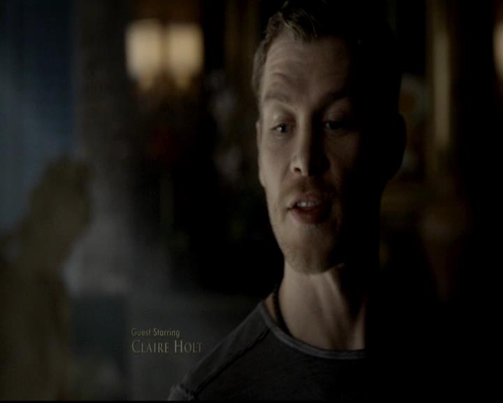 VampireDiariesWorld-dot-org_4x09OComeAllYeFaithful0150.jpg