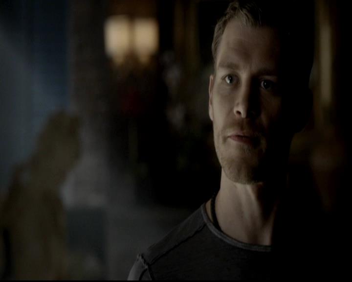 VampireDiariesWorld-dot-org_4x09OComeAllYeFaithful0152.jpg