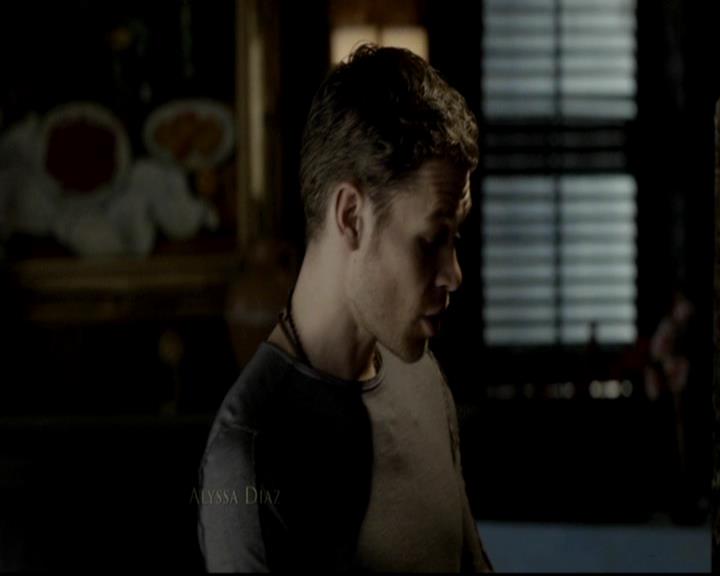 VampireDiariesWorld-dot-org_4x09OComeAllYeFaithful0170.jpg