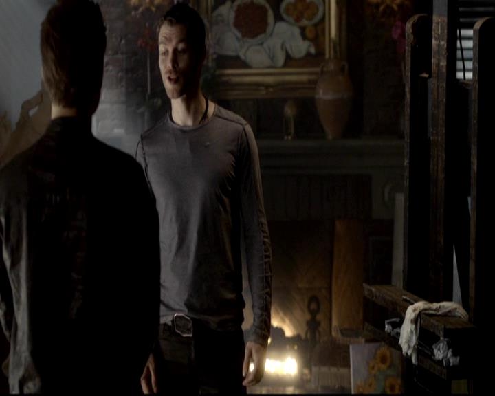 VampireDiariesWorld-dot-org_4x09OComeAllYeFaithful0184.jpg