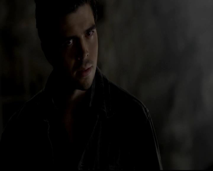 VampireDiariesWorld-dot-org_4x09OComeAllYeFaithful0257.jpg