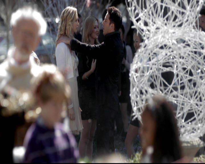 VampireDiariesWorld-dot-org_4x09OComeAllYeFaithful0299.jpg