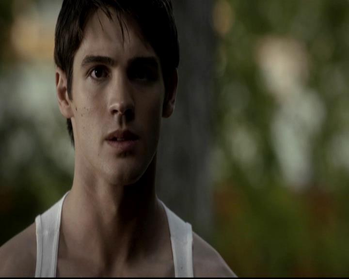 VampireDiariesWorld-dot-org_4x09OComeAllYeFaithful0344.jpg