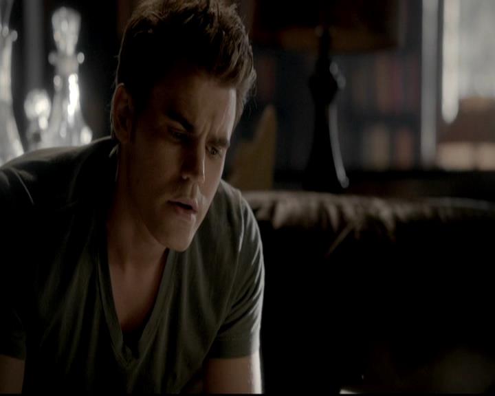VampireDiariesWorld-dot-org_4x09OComeAllYeFaithful0440.jpg