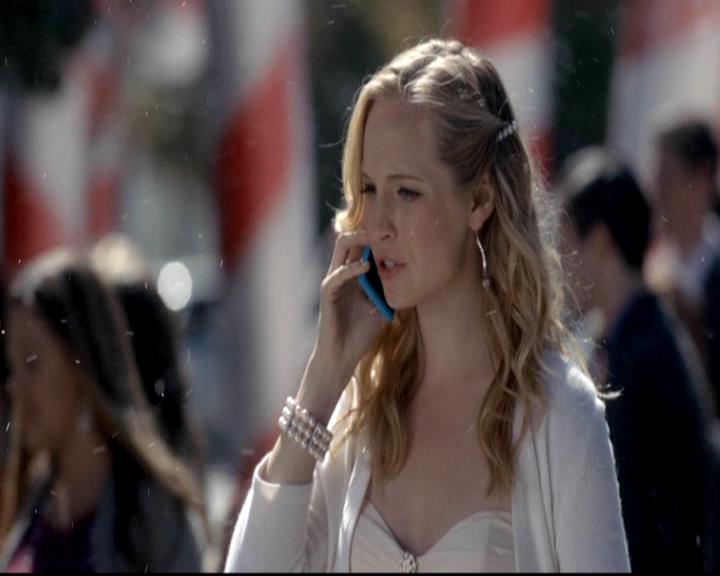 VampireDiariesWorld-dot-org_4x09OComeAllYeFaithful0443.jpg