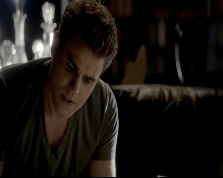 VampireDiariesWorld-dot-org_4x09OComeAllYeFaithful0446.jpg