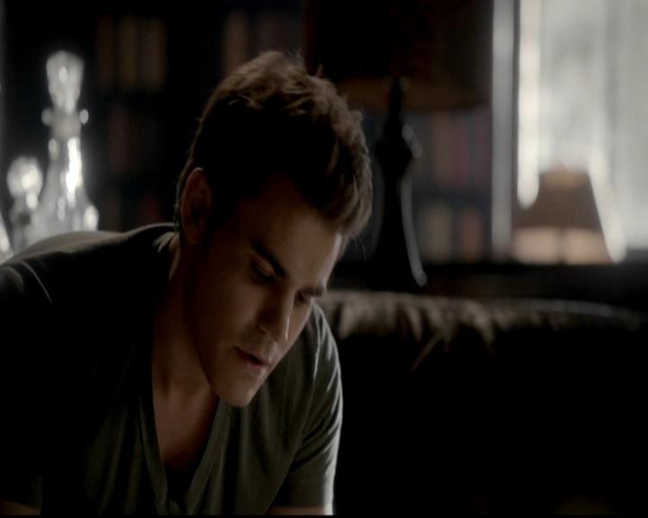 VampireDiariesWorld-dot-org_4x09OComeAllYeFaithful0451.jpg