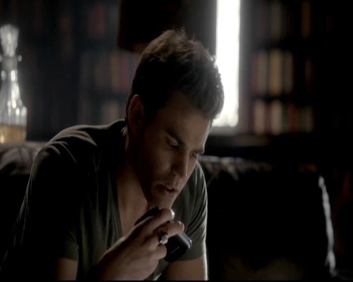 VampireDiariesWorld-dot-org_4x09OComeAllYeFaithful0454.jpg