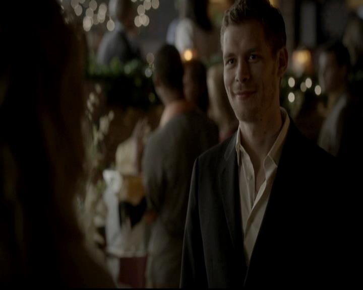 VampireDiariesWorld-dot-org_4x09OComeAllYeFaithful0506.jpg VampireDiariesWorld-dot-org_4x09OComeAllYeFaithful0506.jpg