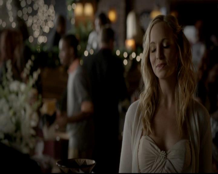 VampireDiariesWorld-dot-org_4x09OComeAllYeFaithful0520.jpg VampireDiariesWorld-dot-org_4x09OComeAllYeFaithful0520.jpg
