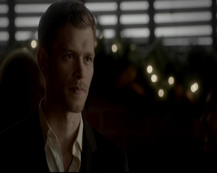 VampireDiariesWorld-dot-org_4x09OComeAllYeFaithful0528.jpg VampireDiariesWorld-dot-org_4x09OComeAllYeFaithful0528.jpg