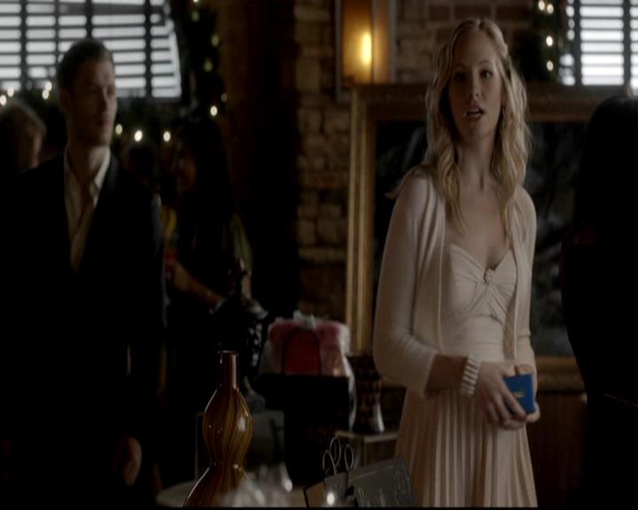 VampireDiariesWorld-dot-org_4x09OComeAllYeFaithful0533.jpg VampireDiariesWorld-dot-org_4x09OComeAllYeFaithful0533.jpg