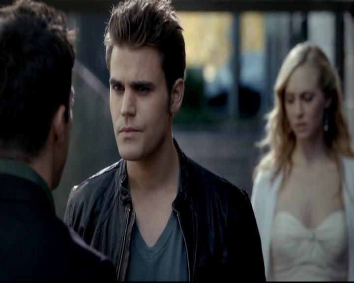 VampireDiariesWorld-dot-org_4x09OComeAllYeFaithful0799.jpg