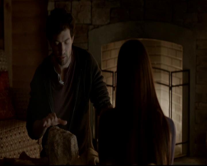 VampireDiariesWorld-dot-org_4x09OComeAllYeFaithful1118.jpg