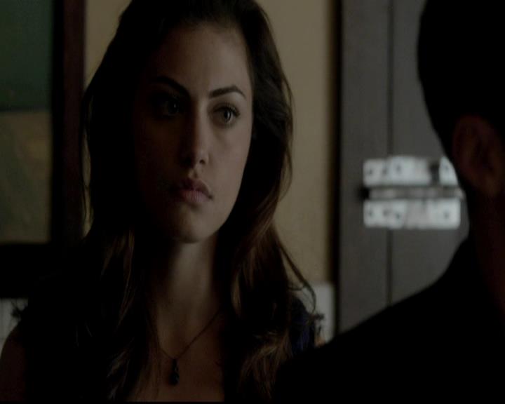 VampireDiariesWorld-dot-org_4x09OComeAllYeFaithful1260.jpg