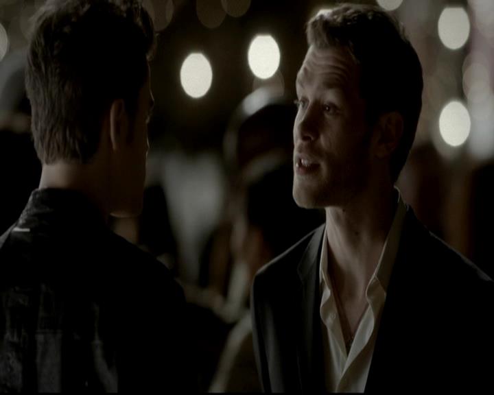VampireDiariesWorld-dot-org_4x09OComeAllYeFaithful1525.jpg VampireDiariesWorld-dot-org_4x09OComeAllYeFaithful1525.jpg
