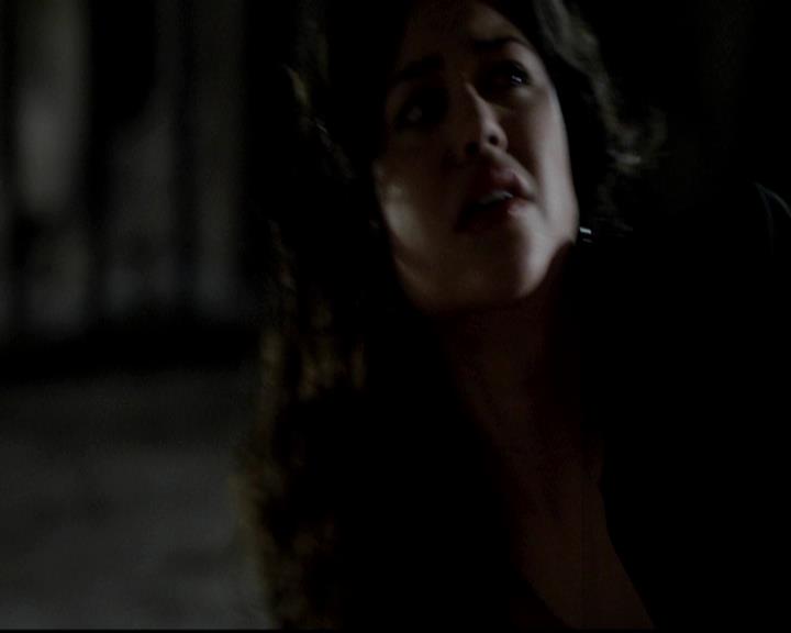 VampireDiariesWorld-dot-org_4x09OComeAllYeFaithful1786.jpg VampireDiariesWorld-dot-org_4x09OComeAllYeFaithful1786.jpg