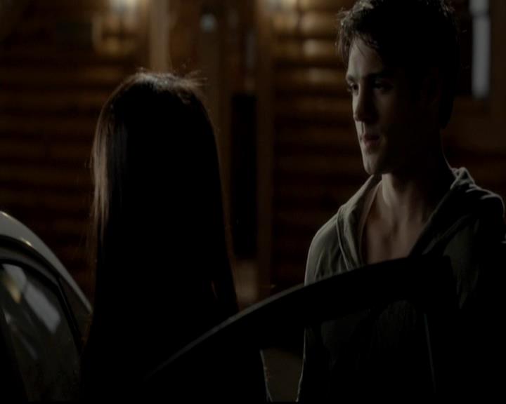 VampireDiariesWorld-dot-org_4x09OComeAllYeFaithful2078.jpg