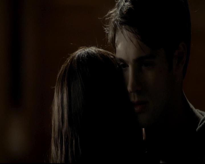 VampireDiariesWorld-dot-org_4x09OComeAllYeFaithful2085.jpg