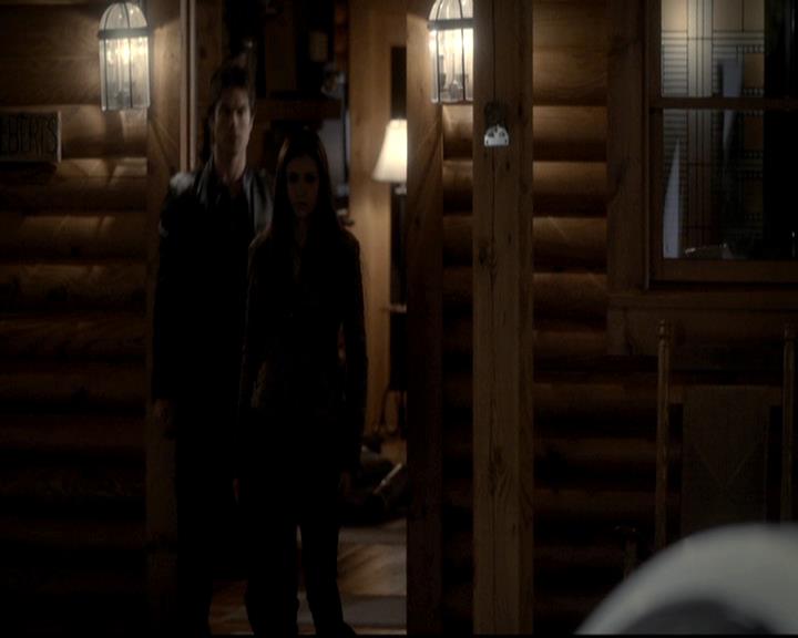 VampireDiariesWorld-dot-org_4x09OComeAllYeFaithful2089.jpg
