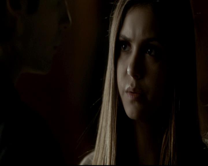 VampireDiariesWorld-dot-org_4x09OComeAllYeFaithful2107.jpg
