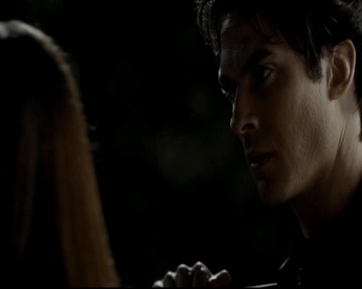 VampireDiariesWorld-dot-org_4x09OComeAllYeFaithful2138.jpg