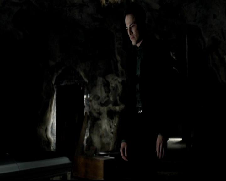 VampireDiariesWorld-dot-org_4x09OComeAllYeFaithful2169.jpg