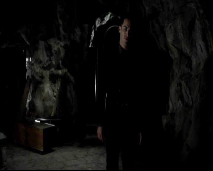 VampireDiariesWorld-dot-org_4x09OComeAllYeFaithful2172.jpg
