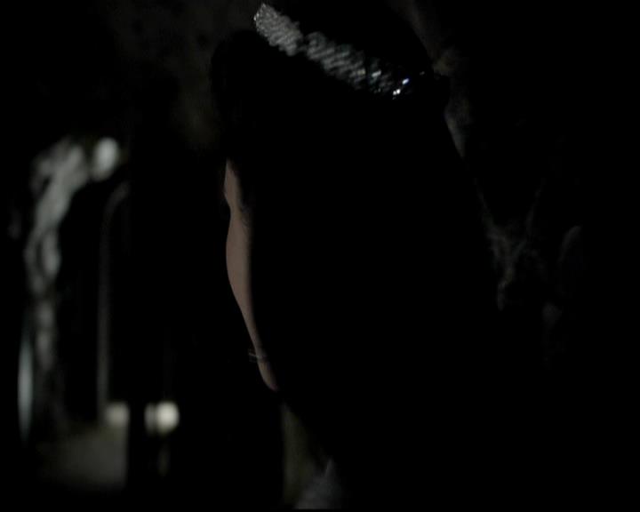 VampireDiariesWorld-dot-org_4x09OComeAllYeFaithful2187.jpg