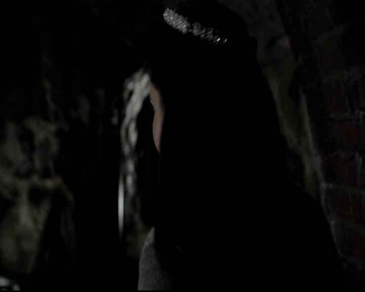 VampireDiariesWorld-dot-org_4x09OComeAllYeFaithful2188.jpg