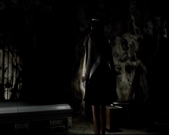 VampireDiariesWorld-dot-org_4x09OComeAllYeFaithful2194.jpg