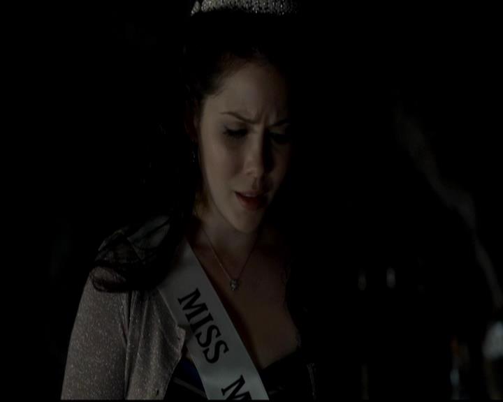 VampireDiariesWorld-dot-org_4x09OComeAllYeFaithful2208.jpg