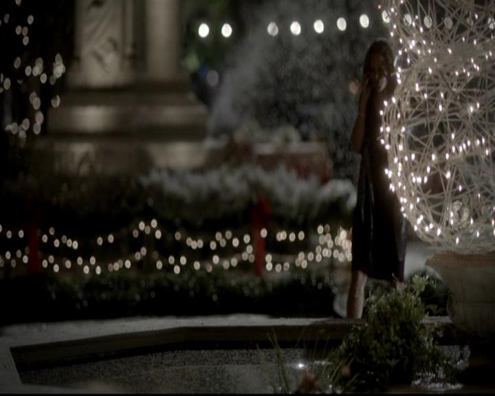 VampireDiariesWorld-dot-org_4x09OComeAllYeFaithful2211.jpg