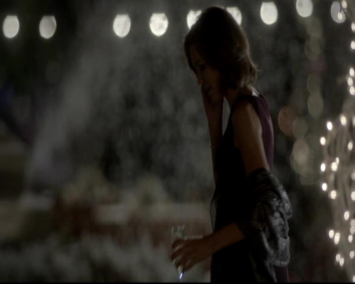 VampireDiariesWorld-dot-org_4x09OComeAllYeFaithful2215.jpg