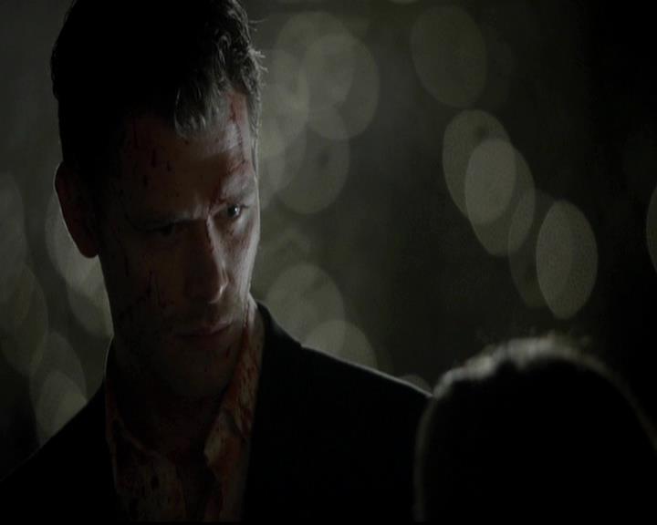 VampireDiariesWorld-dot-org_4x09OComeAllYeFaithful2233.jpg
