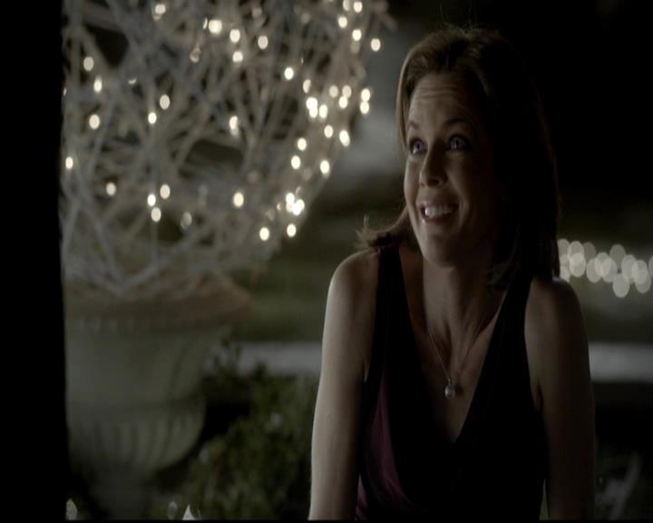 VampireDiariesWorld-dot-org_4x09OComeAllYeFaithful2236.jpg