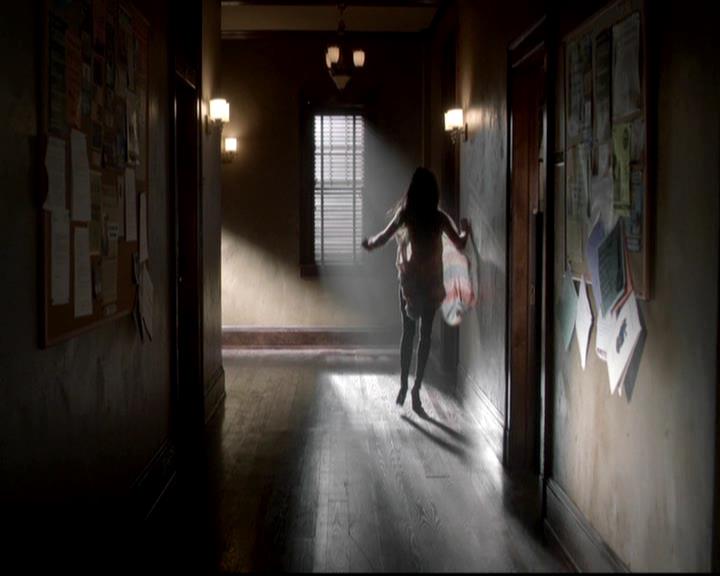 VampireDiariesWorld-dot-org_4x10AfterSchoolSpecial0932.jpg
