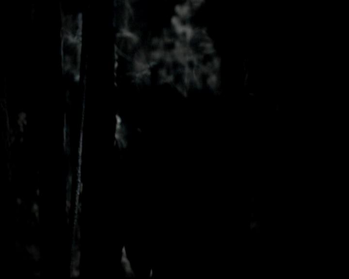 VampireDiariesWorld-dot-org_4x11CatchMeIfYouCan0001.jpg