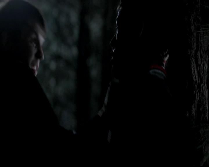 VampireDiariesWorld-dot-org_4x11CatchMeIfYouCan0016.jpg