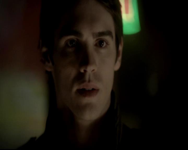 VampireDiariesWorld-dot-org_4x11CatchMeIfYouCan0046.jpg