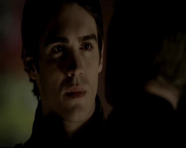 VampireDiariesWorld-dot-org_4x11CatchMeIfYouCan0050.jpg
