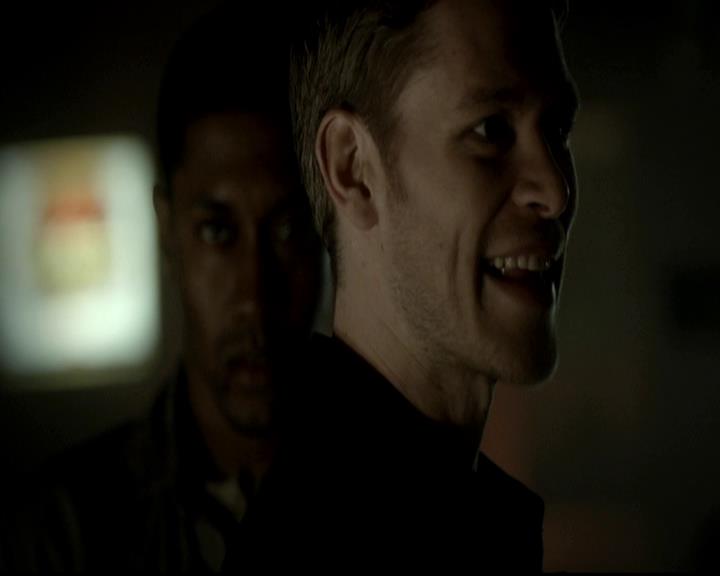 VampireDiariesWorld-dot-org_4x11CatchMeIfYouCan0070.jpg
