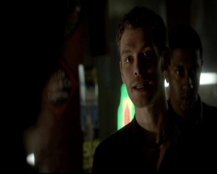 VampireDiariesWorld-dot-org_4x11CatchMeIfYouCan0076.jpg