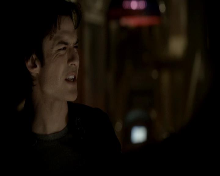 VampireDiariesWorld-dot-org_4x11CatchMeIfYouCan0077.jpg