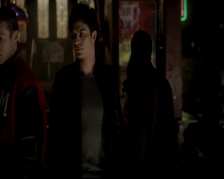 VampireDiariesWorld-dot-org_4x11CatchMeIfYouCan0090.jpg