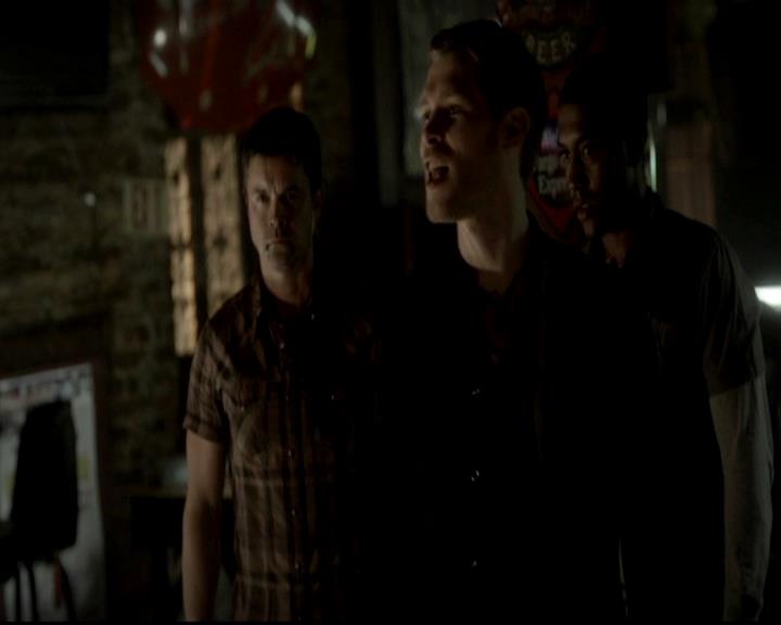 VampireDiariesWorld-dot-org_4x11CatchMeIfYouCan0095.jpg