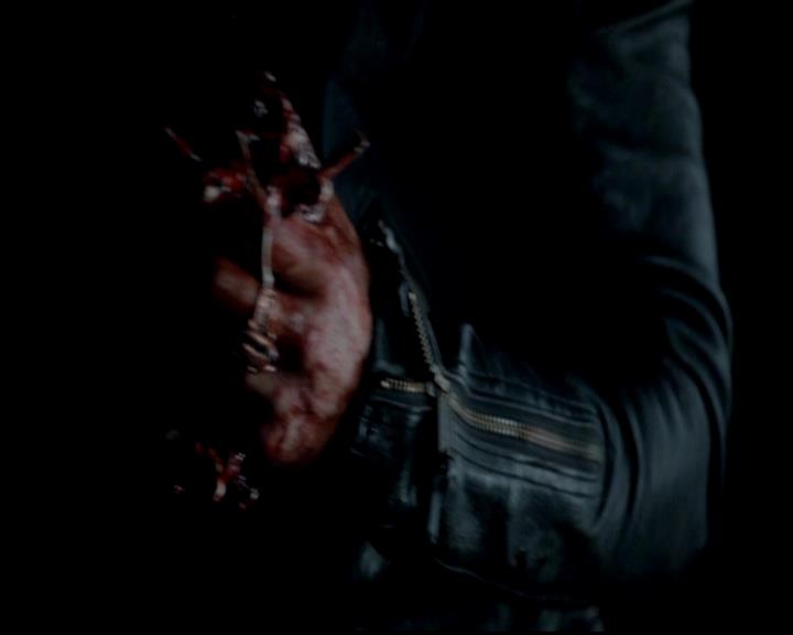 VampireDiariesWorld-dot-org_4x11CatchMeIfYouCan0148.jpg