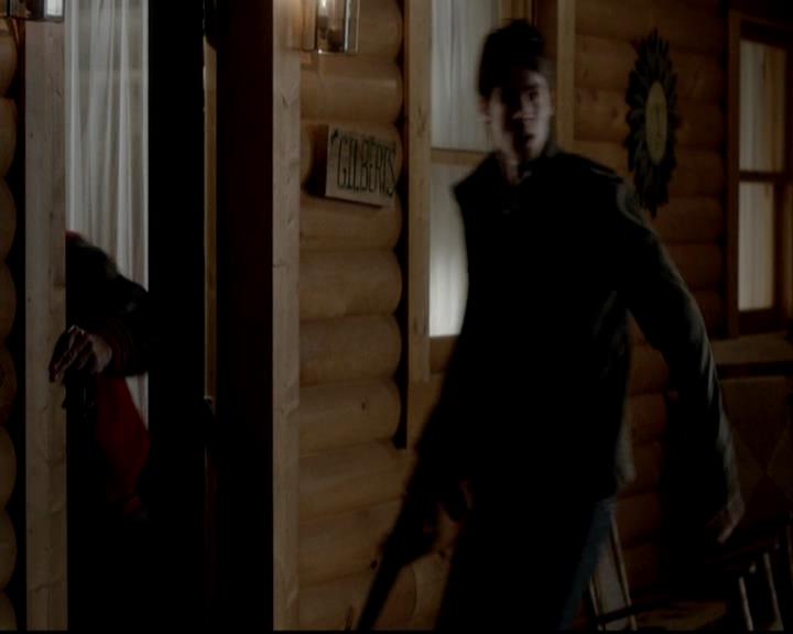 VampireDiariesWorld-dot-org_4x11CatchMeIfYouCan0177.jpg